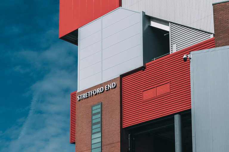 Birmingham : Liverpool et Manchester, des Beatles au football