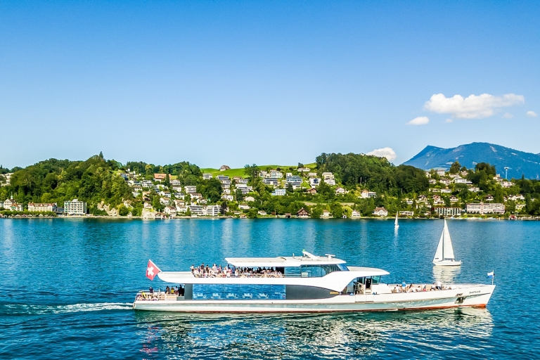 Luzern: 1 uur durende boottocht op panoramisch jacht