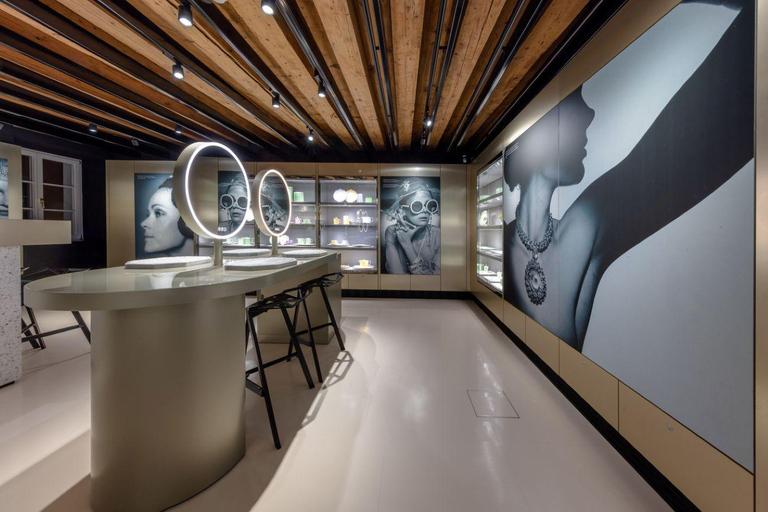 Innsbruck : visite guidée exclusive Swarovski avec boisson et cadeauInnsbruck : visite guidée exclusive de Swarovski avec boisson et cadeau