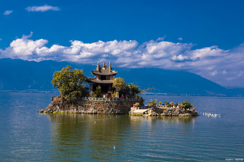 Kunming: 8-Day Yunnan Province Tour with Hotels &amp; Meals