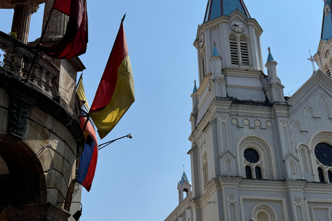 Cuenca: Halbtagestour durch die Stadtführung mit PanamahutfabrikGemeinsame Tour