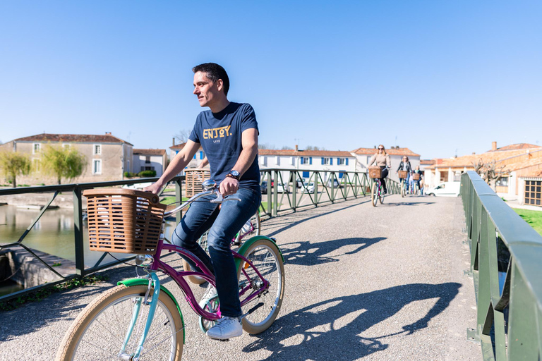 Marais Poitevin: A day of discovery in the footsteps of the builder monks Marais Poitevin: Discovery day in the footsteps of the monk-builders