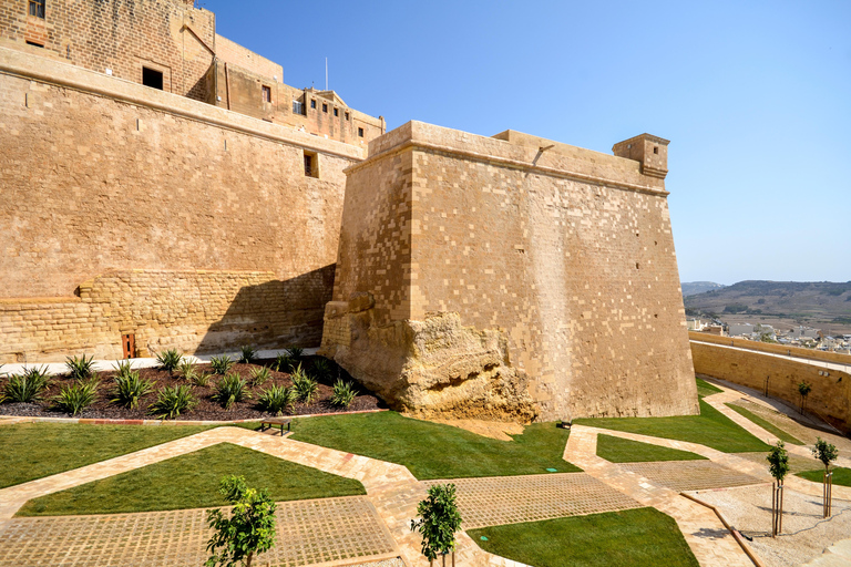 Det bästa av Gozo och Comino från MaltaFrån och tillbaka till Bugibba på Malta