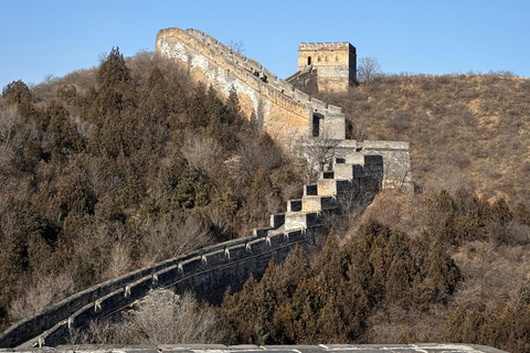 Beijing: Jinshanling Great Wall Private Tour with Lunch Bus to Jinshanling Great wall Hiking tour from Beijing