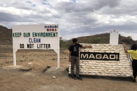 Nairobi: Excursión de un día al Lago Magadi con experiencia en campo de tiro