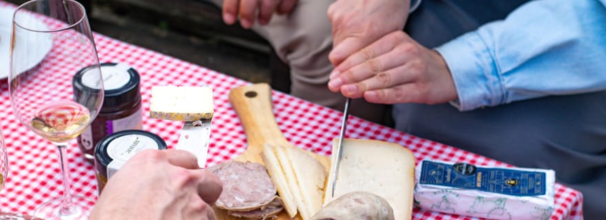 Pique-nique au milieu des vignobles et dégustation de vins