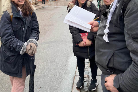 Copenhagen: Murder Mystery Hunt by Amalienborg Palace
