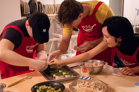 Tokyo : Cours de cuisine de type Izakaya avec dégustation de saké