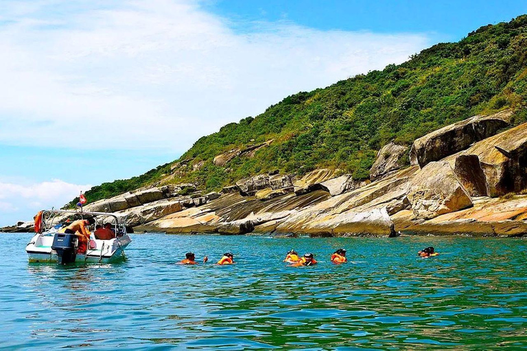 Da Nang/Hoi An: Cham Islands Snorkeling or Scuba Diving Diving in Cham Islands with an instructor