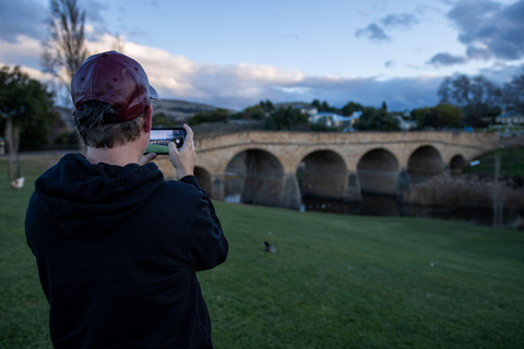 Hobart: 2 Day Bruny Island Escape & Port Arthur with Devils