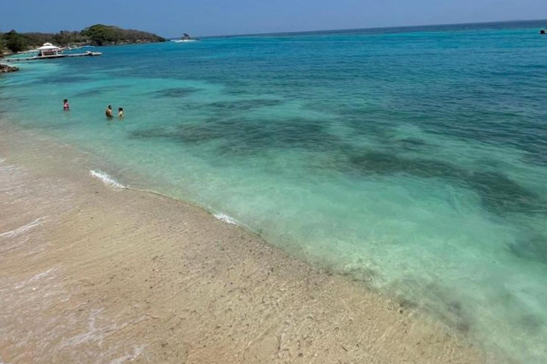 Cartagena: Sol y Papaya Beachclub - Daytour in Isla Grande!