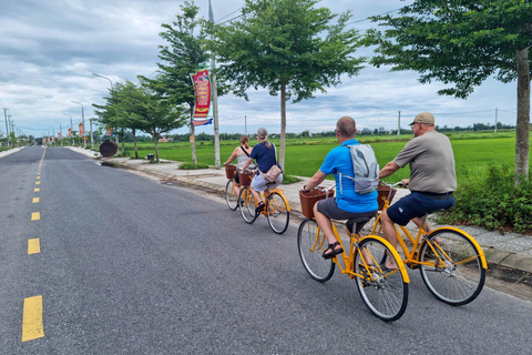 Hoi An: Morning Bike Tour - Rice Wine, Lunch & Villages Group Tour