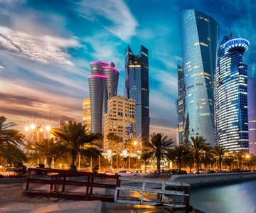 Doha: Guided City Tour to Souq Waqif, Katara, & Pearl-Qatar