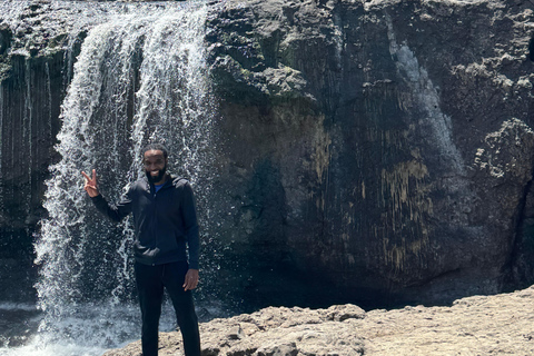 Addis Abeba: Töpferwaren, Markt und Kaffee-Tour mit MittagessenAddis Abeba: Töpfer-, Markt- und Kaffeetour mit Mittagessen