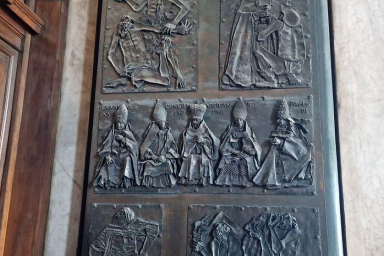 Rome: Sint-Pietersbasiliek, Pauselijke graftombes &amp; rondleiding door de koepelGroepsrondleiding in het Engels