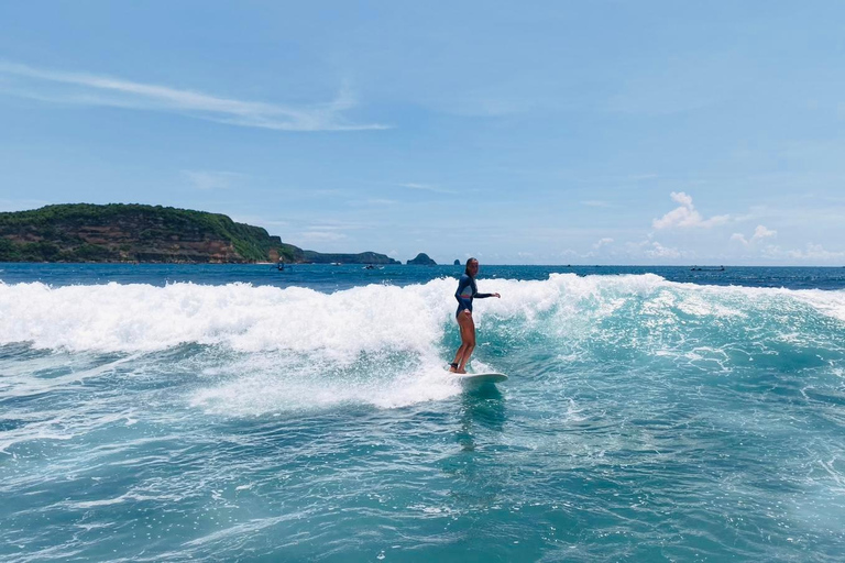 Phuket: 6-Days Surfing with Lessons and Stay Package 4* Hotel Stay 6Days5Nights Surf Lesson Tropical Wave Package