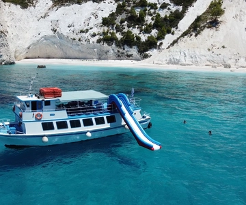 Argostoli: Full-Day Boat Cruise with Lunch
