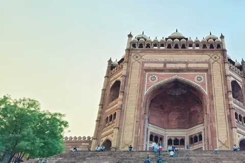 De Agra: visita a Fatehpur Sikri em carro particular