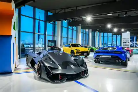 Bologna: Guidad tur och inträdesbiljett till Lamborghini-museet