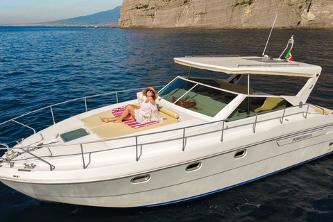 Tour en bateau de Sorrente à Capri - MSH