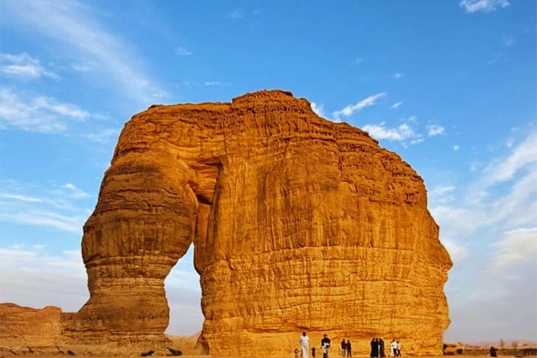 Al Ula: Full-Day Tour by Private SUV Car