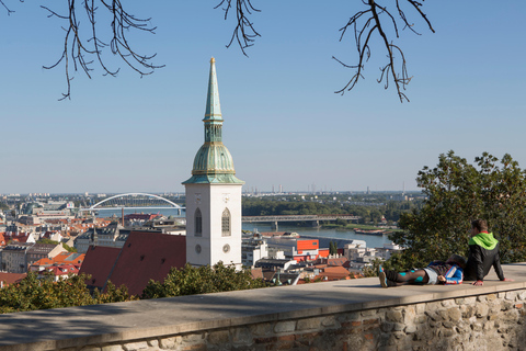 Vienna: Bratislava and Budapest Day Trip with Guide Full bilingual guided tour