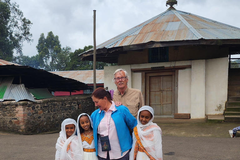 Addis Ababa: Coptic Christian and Islamic Tour with Lunch