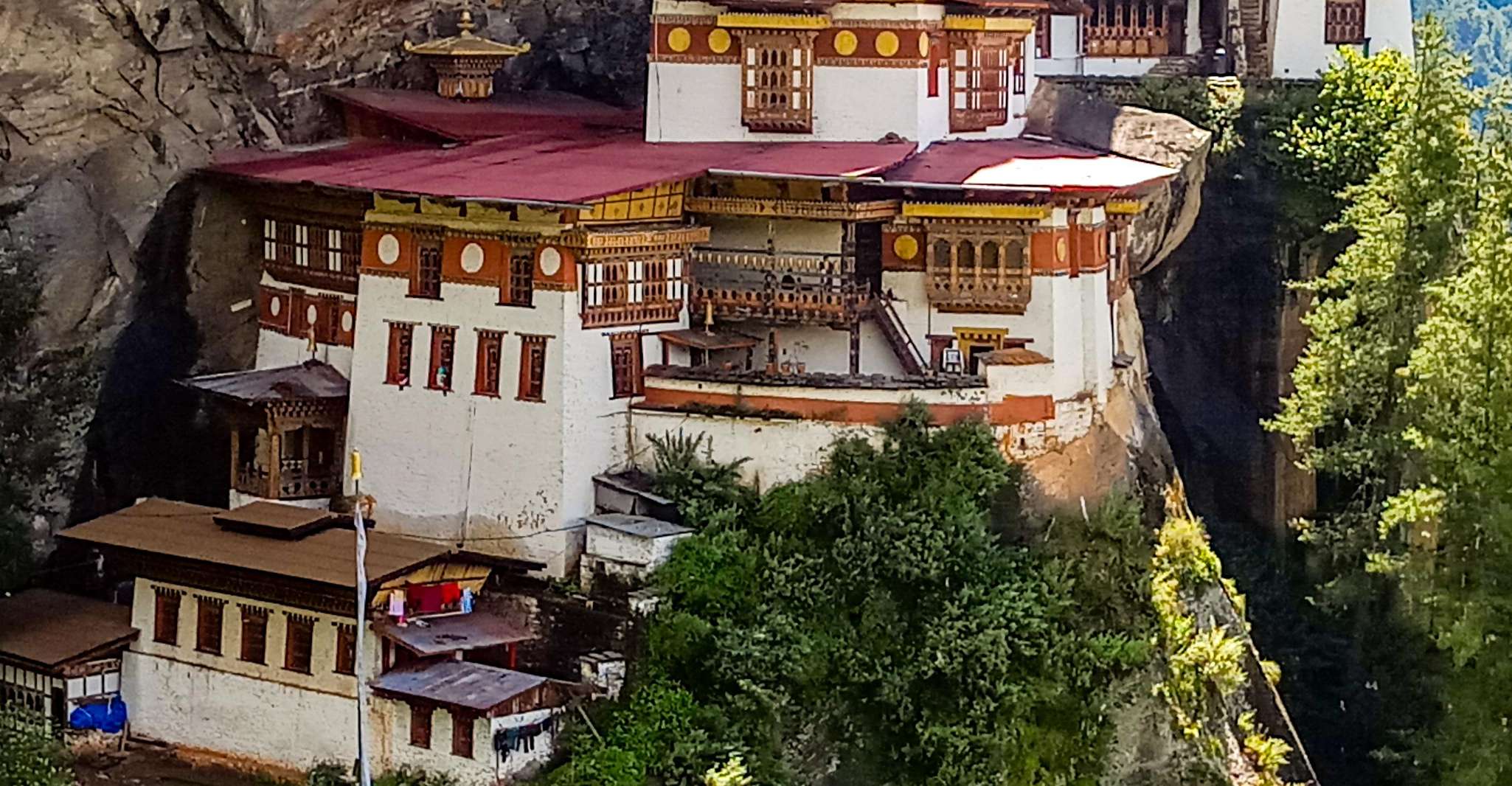 6 Days Bhutan Tour - Gangtey - Housity