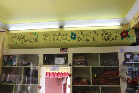 Kathmandu: Meeting Female Artisans and Shopping Experience Private