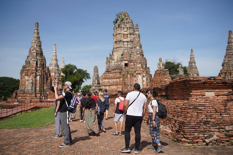 Desde Bangkok: Excursión vespertina por la Serenidad de Ayutthaya y paseo en barco2 Días 1 Noche