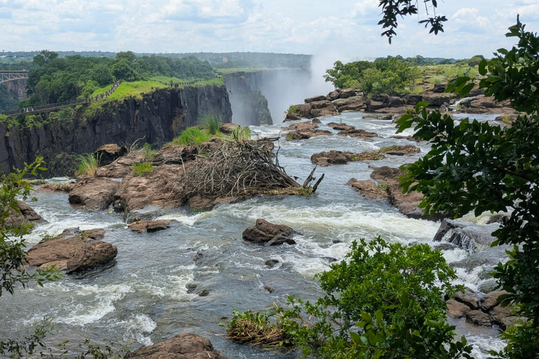 Livingstone: Victoria Falls Cross-Border Experience
