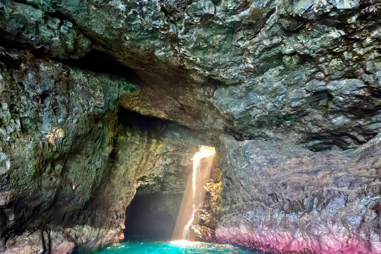 Waimea: Nā Pali Coast Zodiac Raft Sea Caves + Snorkel Nā Pali Coast Zodiac Raft Sea Caves + Snorkel Expedition