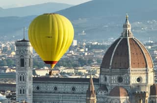 Heißluftballonfahrt bei Sonnenaufgang über Florenz