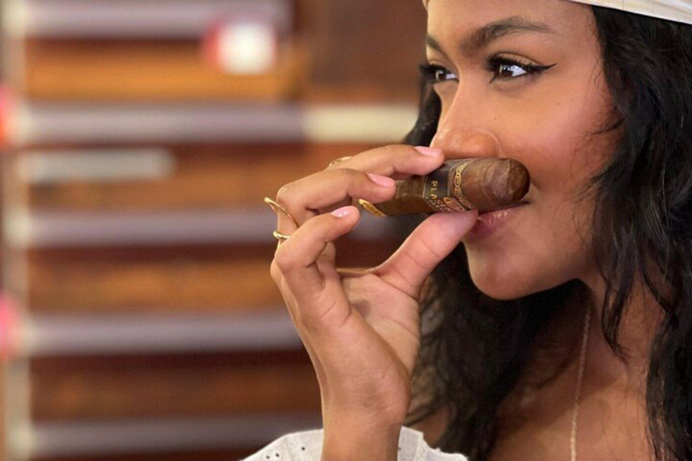 Private: Puerto Plata Rum and Cigar Tasting Tour with Gift