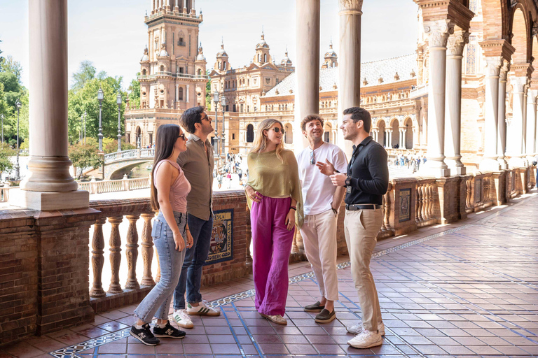 Da Madrid: Tour di un giorno del meglio di Siviglia con trasferimenti in trenoOpzione Upgrade Visita dell&#039;Alcázar