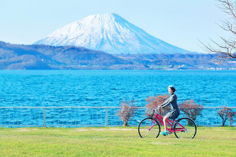 Sapporo : Excursion d'une journée au lac Toya, au parc du mont Yoteisan et aux sources d'eau chaudeLieu de rendez-vous à la gare de Sapporo