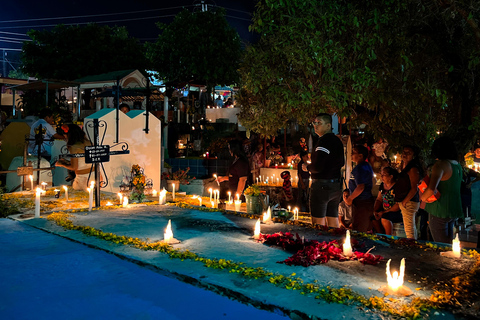 Huatulco: Zapotec Animas Nighttime Experience of the Day of the Dead.