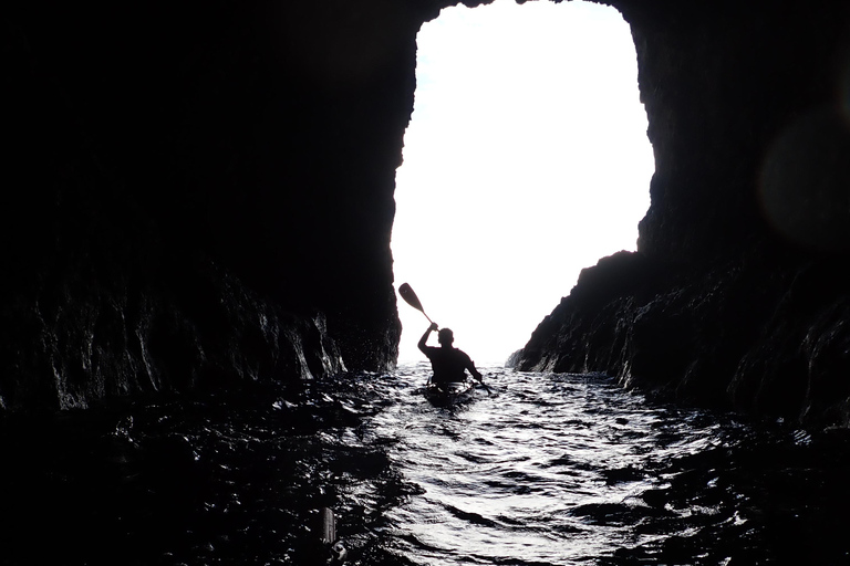 Aventura en Kayak en Calheta: Excursión a la playa de Zimbralinho o al islote de Cal