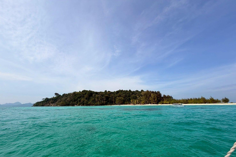 Phi Phi: First Group at Maya Bay, Avoid The Crowds Boat Tour [Full-Day] Maya Bay Speedboat Tour