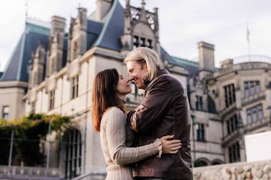 Privates Urlaubs-Fotoshooting mit Fotograf in Asheville. Foto: GetYourGuide Privates Urlaubs-Fotoshooting mit Fotograf in Asheville. Foto: GetYourGuide