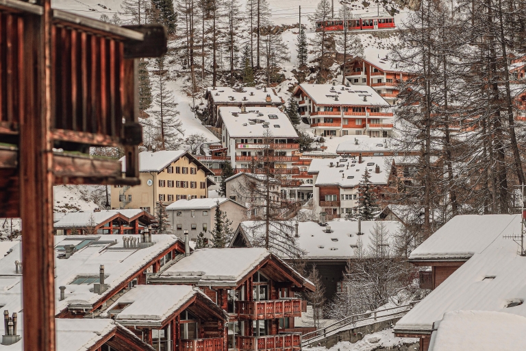 Pueblo de Zermatt: Sesión de fotos profesional en los mejores lugaresZermatt: Recorrido fotográfico profesional por los mejores lugares