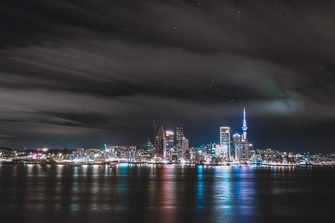 Auckland: Tour noturno com piscina térmica e vista para o pôr do sol