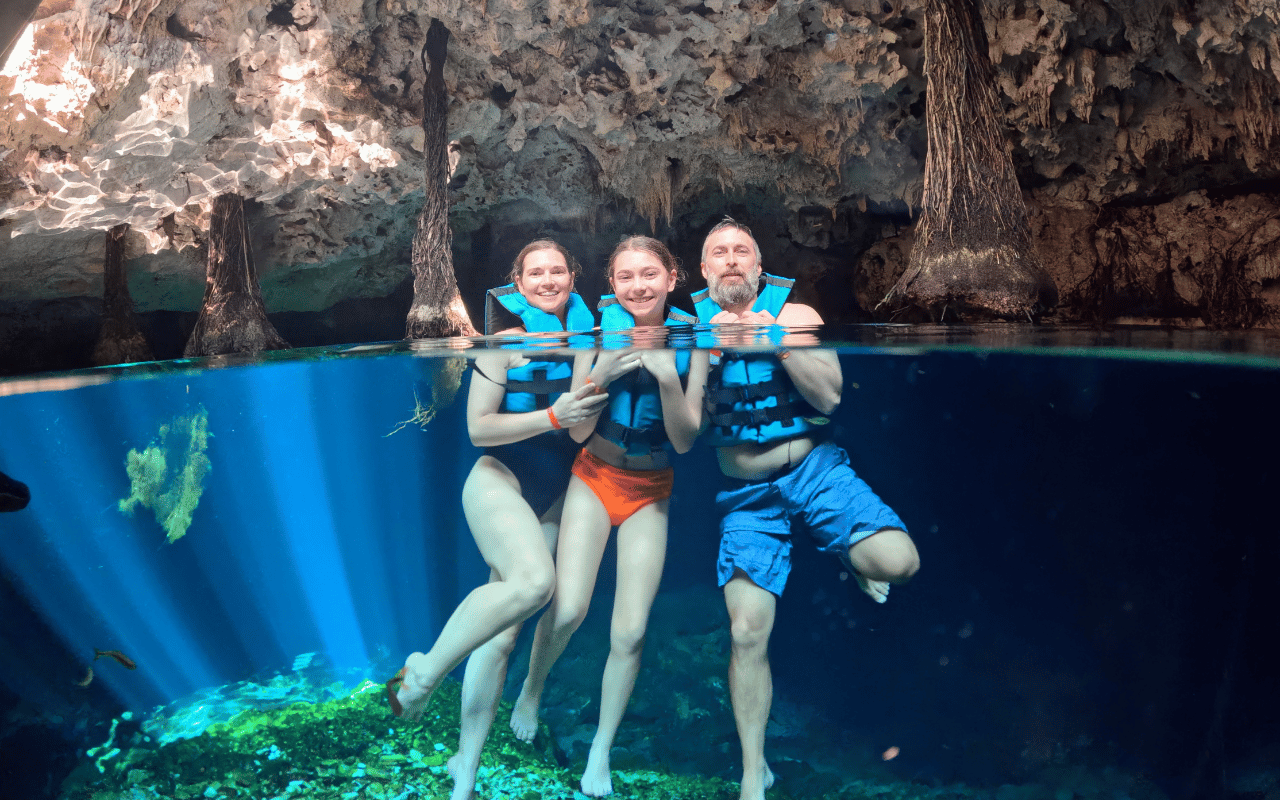 Riviera Maya: Tour zu den Ruinen von Tulum, Schwimmen mit Schildkröten, Cenoten und Mittagessen.