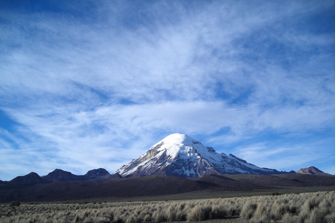 San Pedro de Atacama: Salar Uyuni - Sajama - La Paz. 5D/4N