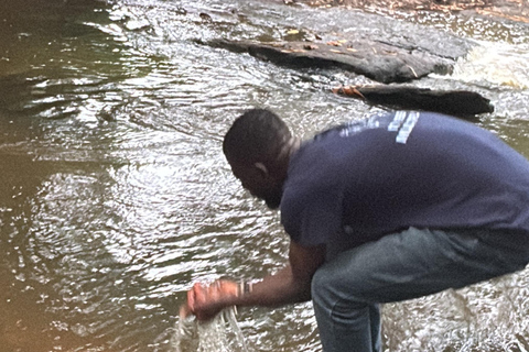 Assin Manso Ancestral Slave River Park en capecoast kastelen