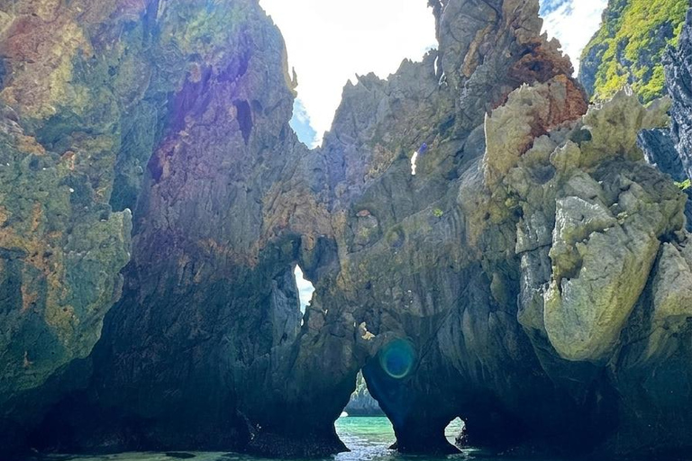 Joining El Nido Tour C with Picnic Lunch and Mask & Snorkel