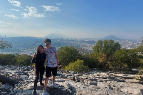 Tour escursionistico &quot;Cerro de la Silla&quot; con guida e trasferimentoMonterrey: Escursione al Cerro de la Silla