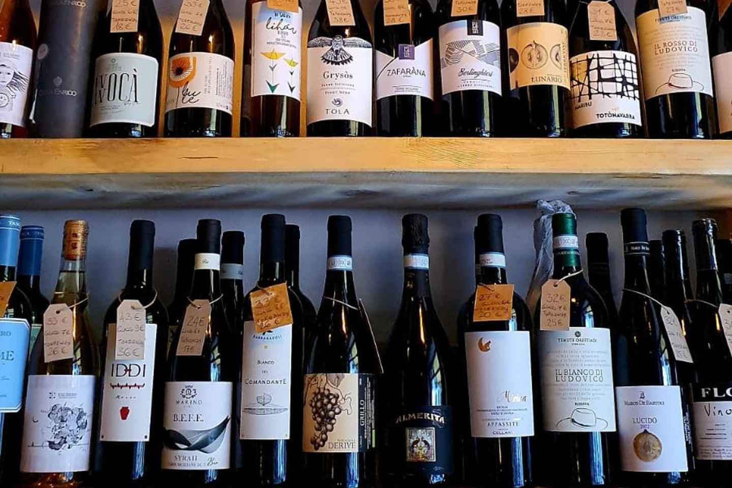 Palermo: Wine Tasting with Sicilian Tapas