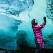 Reykjavík: Langjökull-Gletscher Schneemobil-Tour mit Eishöhle