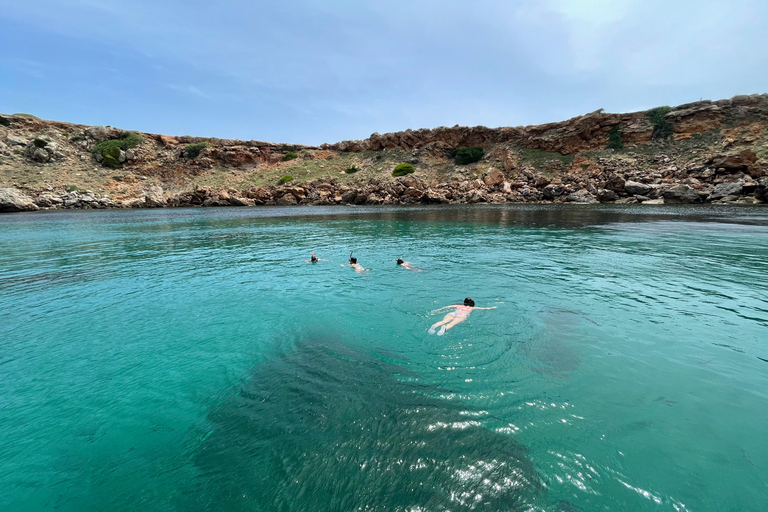 Fornells : Båttur till vikar och stränder med snorkling